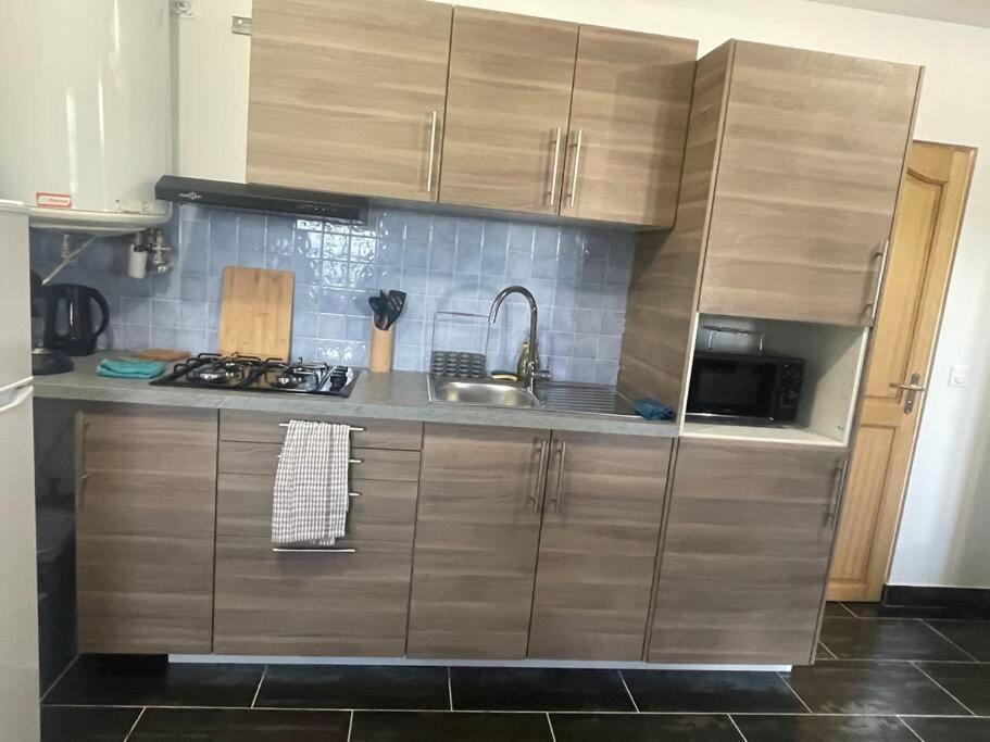 L8 - Villiers-Le-Bel Proche Roissy & Paris Appartement Buitenkant foto